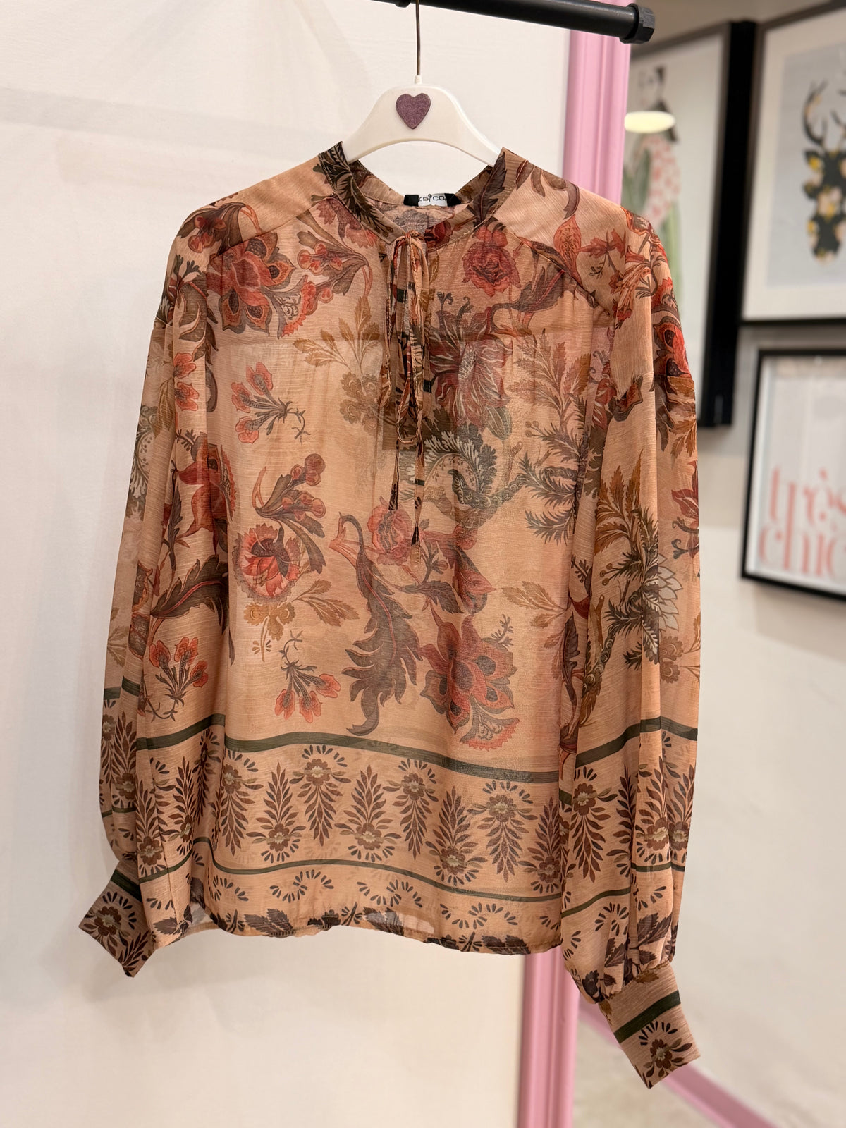 Blusa donna floreale con fiocco al collo e manica lunga