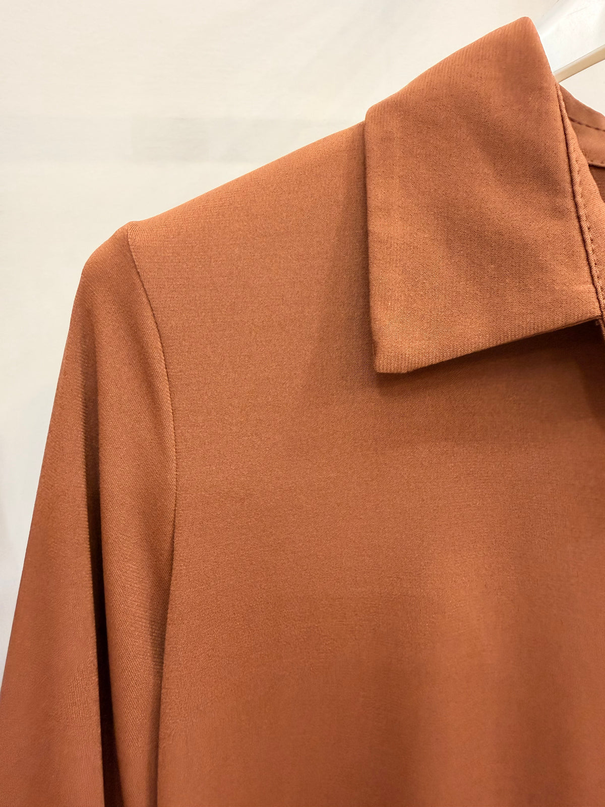 Dettaglio Camicia donna elasticizzata